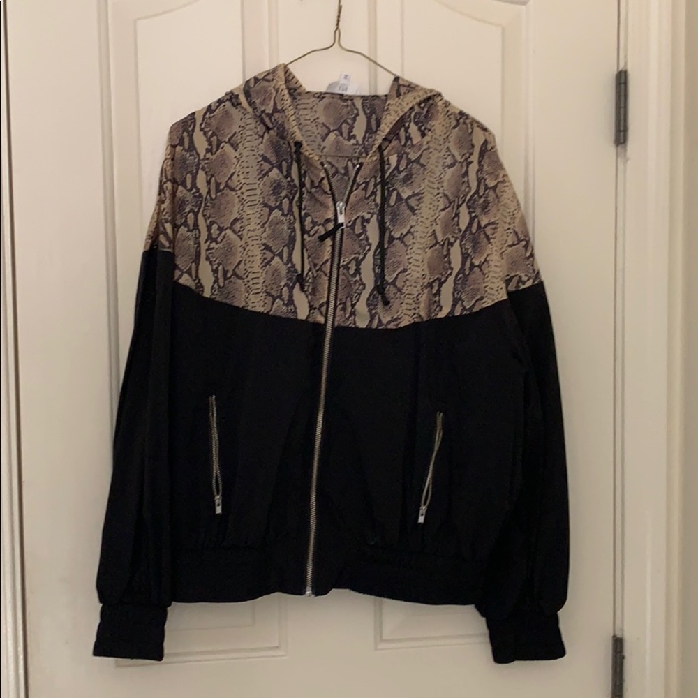 LPA snake skin wind breaker